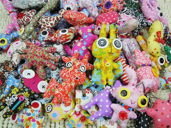Cloth Button keychains - 8