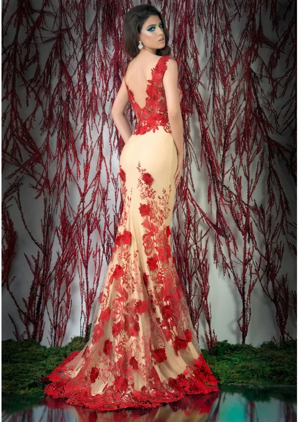 High fashion evening dresses High fashion evening dresses