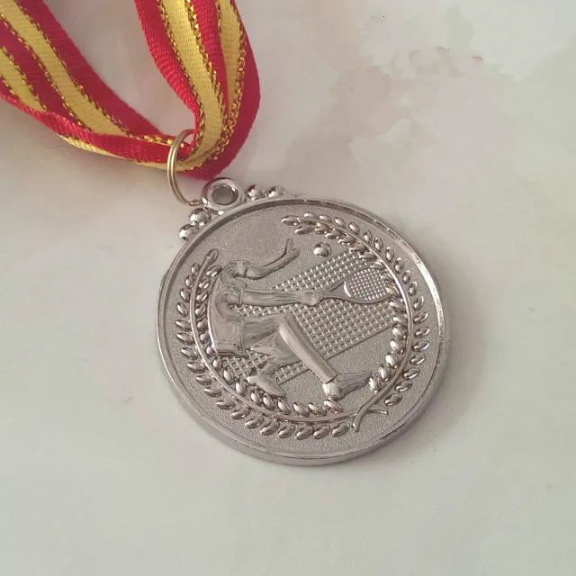 Медаль для теннисных соревнований школьные матчи чемпионат золотая серебряная