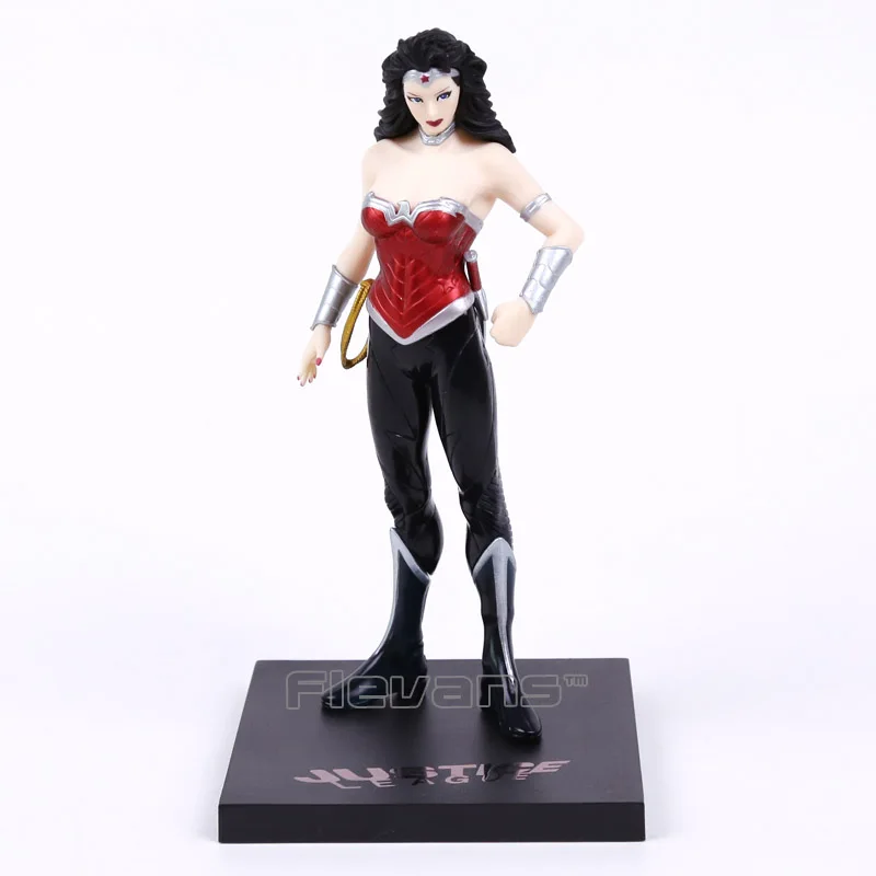 

Kotobukiya DC Comics The New 52 Justice League Wonder Woman 1/10 Scale Painted Action Figure