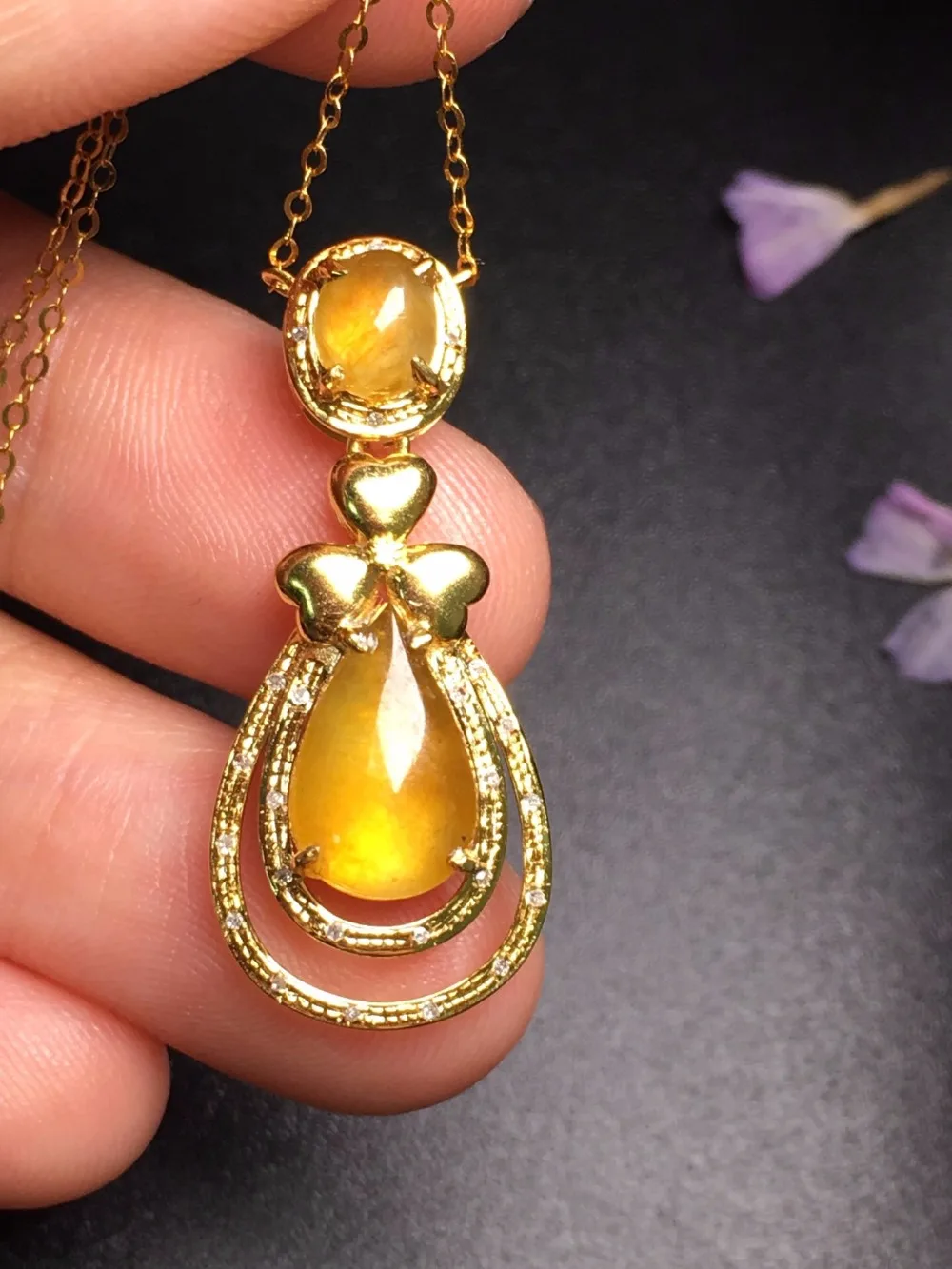 

429 Fine Jewelry Pure 18 K Yellow Gold Jewelry 100% Natural Burmes Yellow Jade Gemstone Pendant Necklace Fine Pendants Necklaces