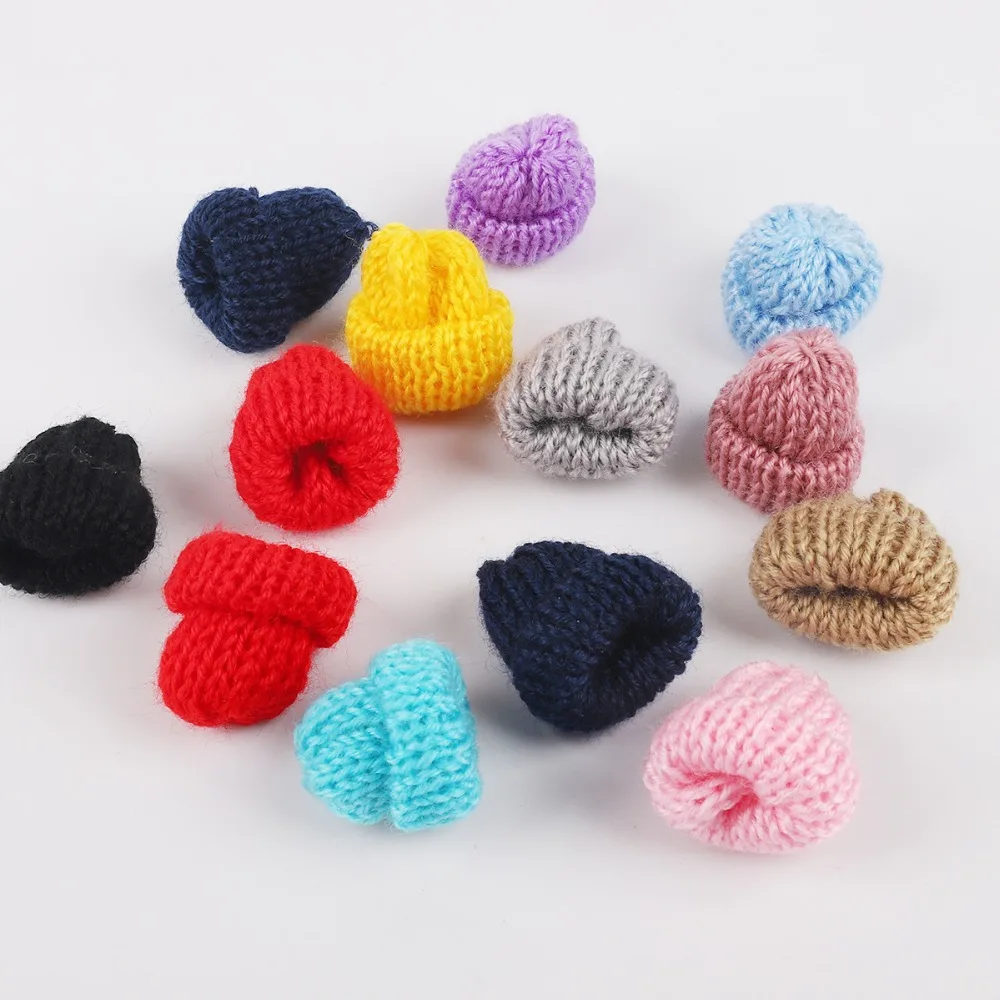 Wool Cap Christmas Tree Cap Decoration 10pcs/lot 3*3.5cm DIY Garment Head Rope Material Pompom Garments Toy Accessories pom poms craft supplies,fluffy ball accessories,doll handmade accessories,craft supplies,craft toys