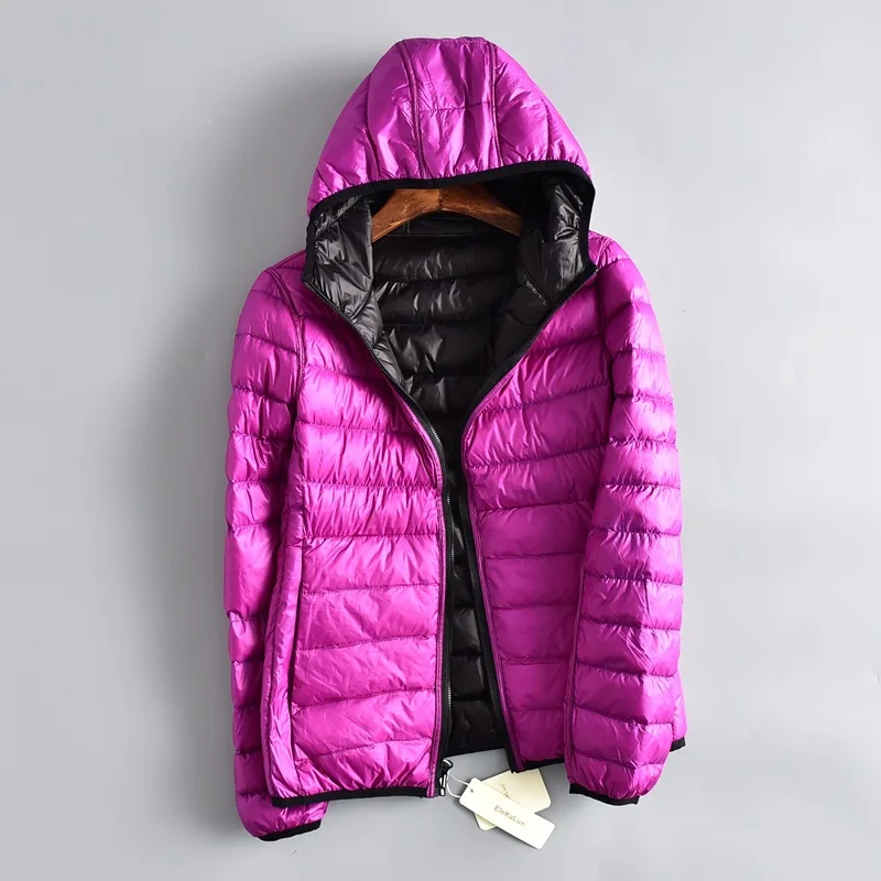 Winter Women Ultra Light Down Jacket 90% Duck Down Hooded Jackets Long Sleeve Warm Slim Coat Parka Female Portable Outwear D189