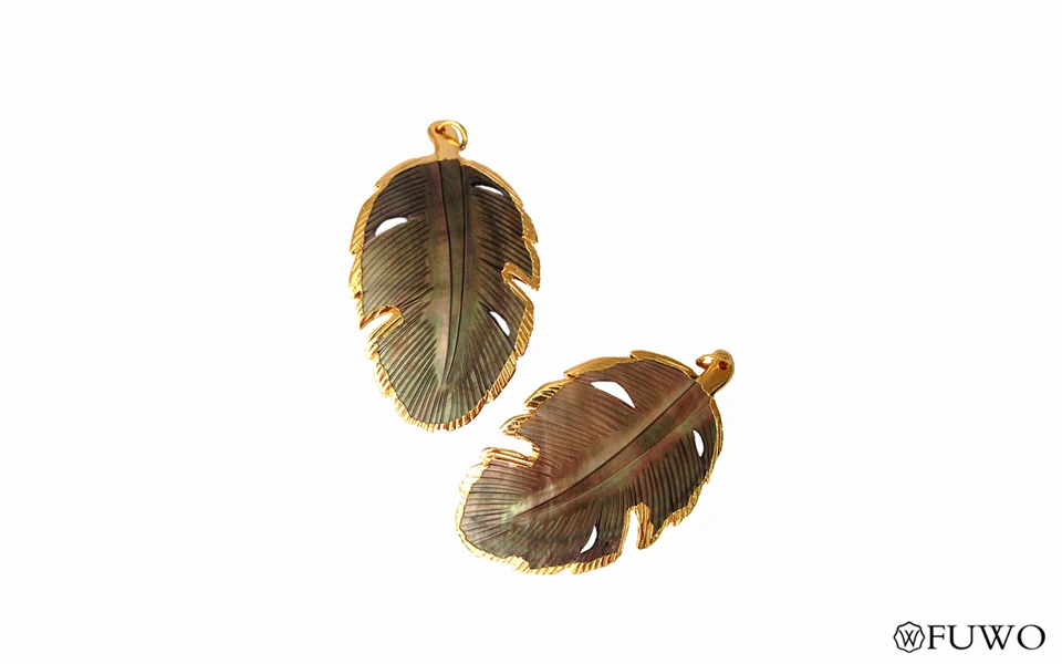 Natural Shell Leaf Shape Pendant 10