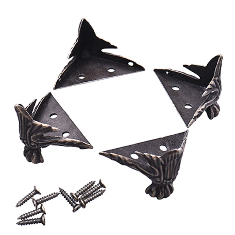 4 Pieces/set 42*29mm Luggage Case Box Corners Brackets Decorative Corner For Home Furniture Decorative Triangle Rattan Carved 4 Pieces/set 42*29mm Luggage Case Box Corners Brackets Decorative Corner For Home Furniture Decorative Triangle Rattan Carved