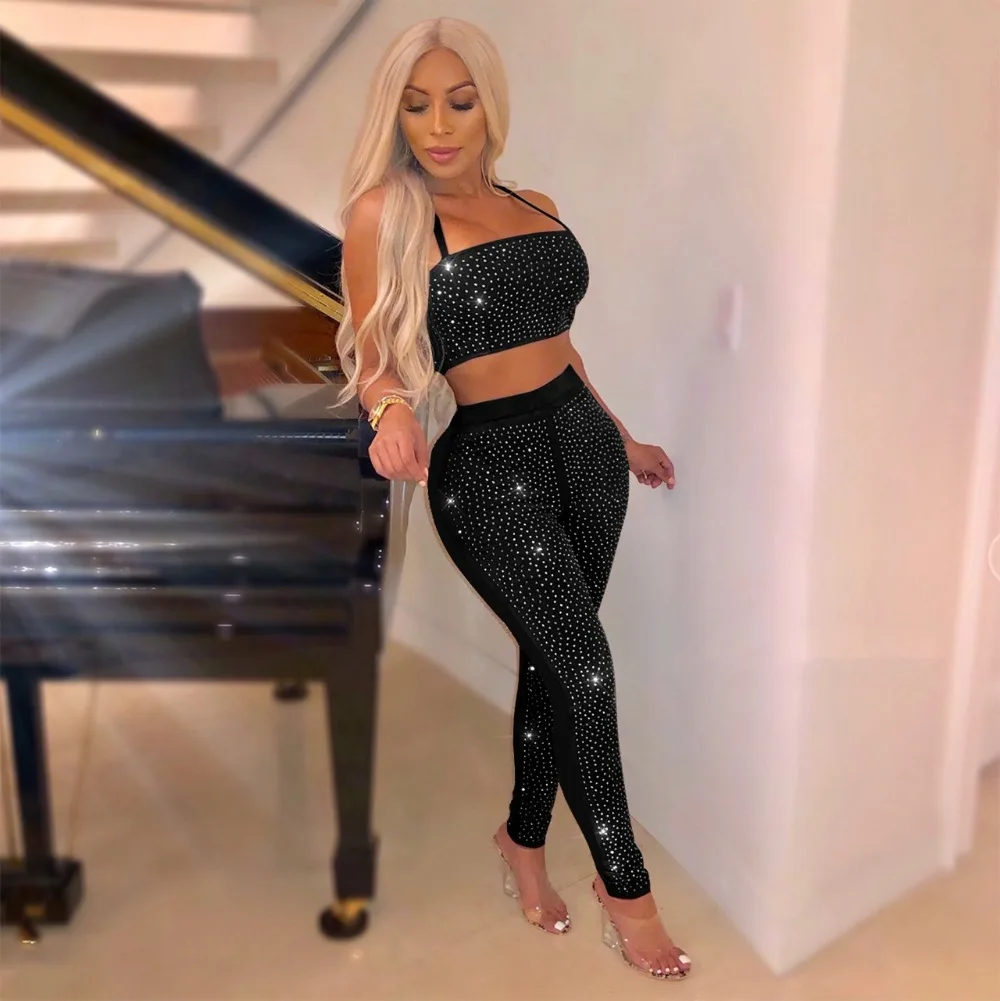 (4)