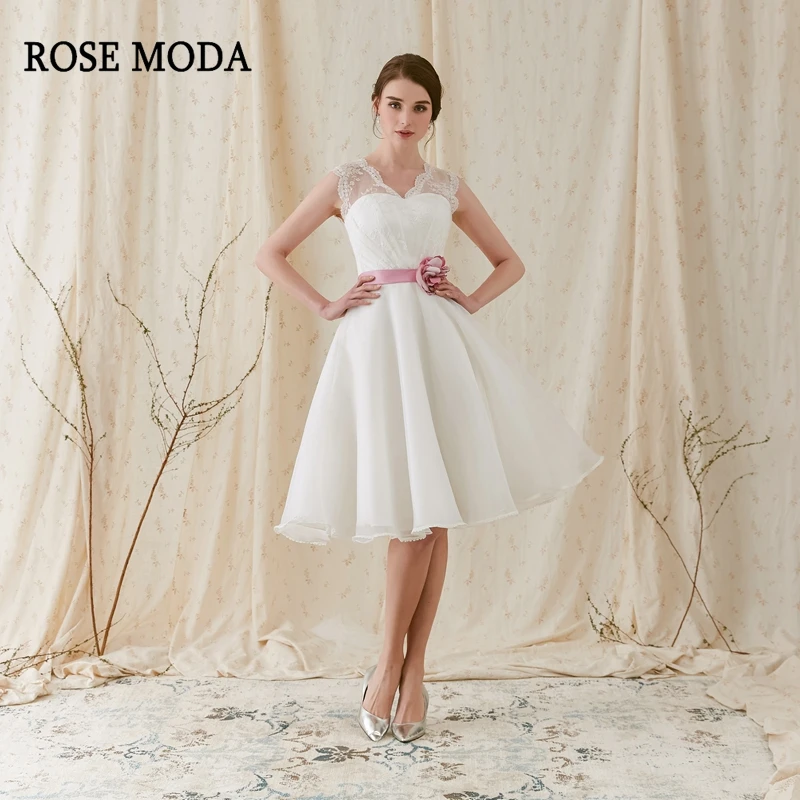 Rose Moda модное Короткое свадебное платье с розовым цветком, v-образным вырезом, длиной до колена, пляжные свадебные платья с кружевной спинкой