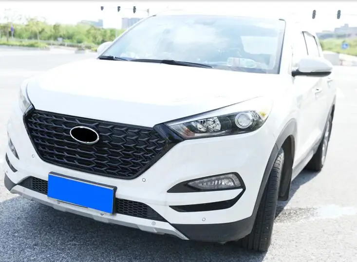 

High Quality ABS PAINT CAR FRONT BUMPER RACING GRILLS GRILLE AROUND TRIM COVER FOR Hyundai Tucson 2015 2016 2017 2018