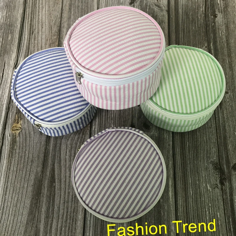 

30pcs/lot New Style Fashion Hot Sale Beautiful fashion promotional travel makeup bags round seersucker cosmetic bag