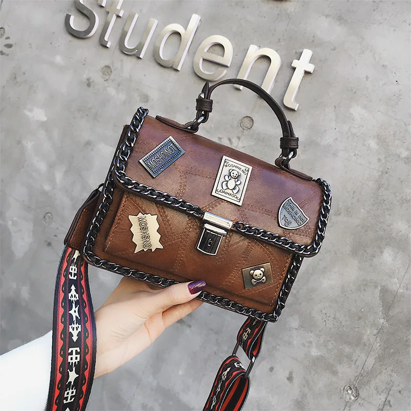 

Retrospective small bag female 2019 new single-shoulder bag autumn wide band slant Sling small bag