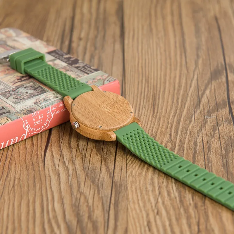 B06 green watch 4
