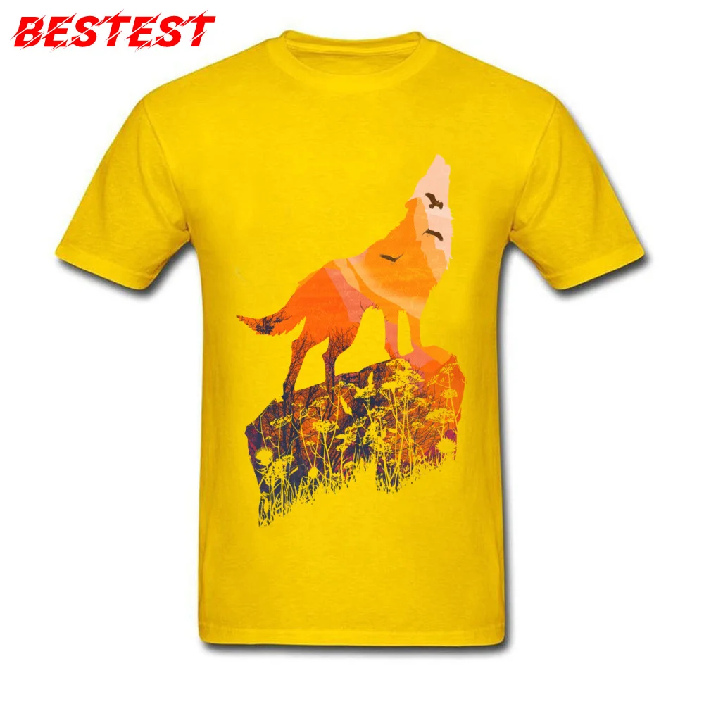 2018 Fashion Design Party Short Sleeve T-Shirt NEW YEAR DAY Round Collar All Cotton Tops Tees for Men Tee Shirt Casual Howling Mountain Wolf With Eagles on Sunset yellow