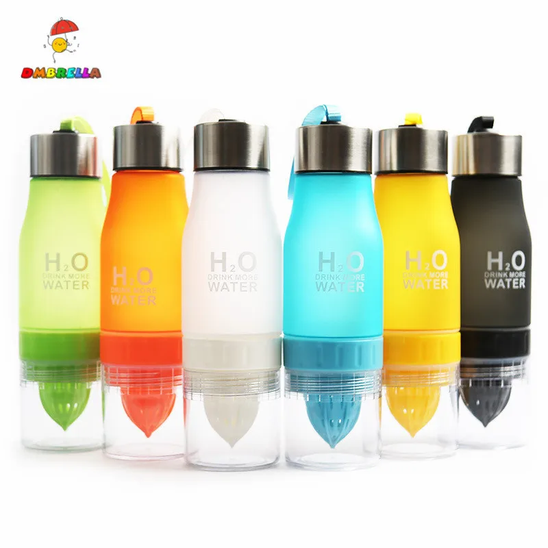 

Creative Fruit Juice Infuser Water Bottle 650ml Plastic Portable Lemon Juice Bottle for Water Sport Drinking Bottle DM108