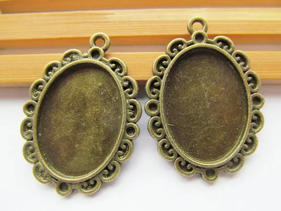 

5pcs Antique Bronze Oval Frame Base Setting Tray Bezel Pendant Charm/Finding,Border Flower,18mmx25mm Cabochon/Cameo,DIY