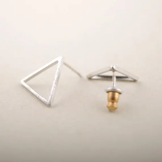 

Jisensp Hollow Triangle Pattern Earring for Women Wedding boucles d'oreilles Tiny Simple Geometric Earrings 2019 brincos