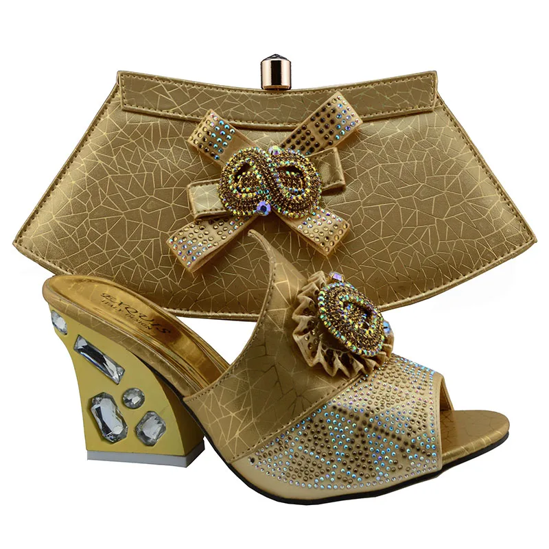 Newest big bag matching shoes  for women  golden color   9.5  high  heel  size38-42       I16032143