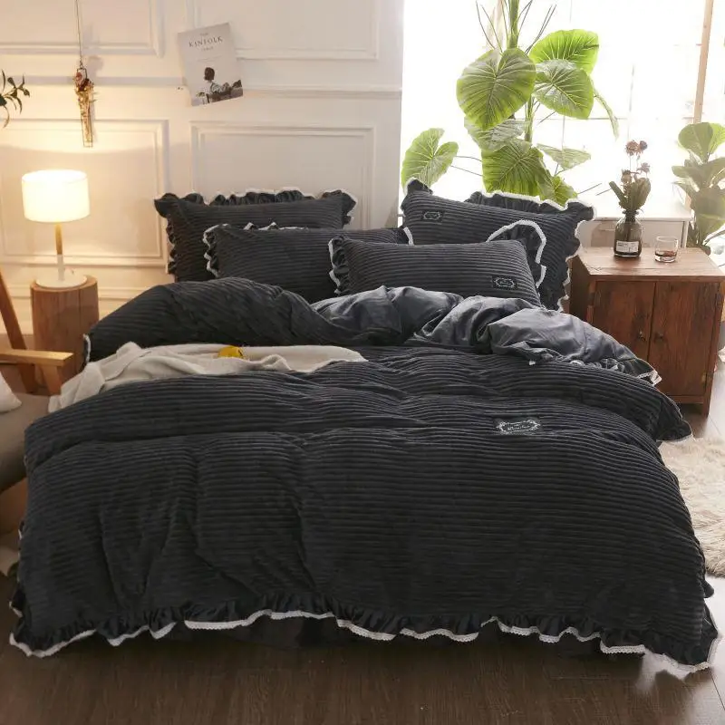 Solid Color Bedding Set Fluff Style Bed Set Luxury Dark Gray Duvet