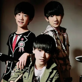 

China Star Group TFBOYS 45*45CM Square Pillow Case PillowCases #36488