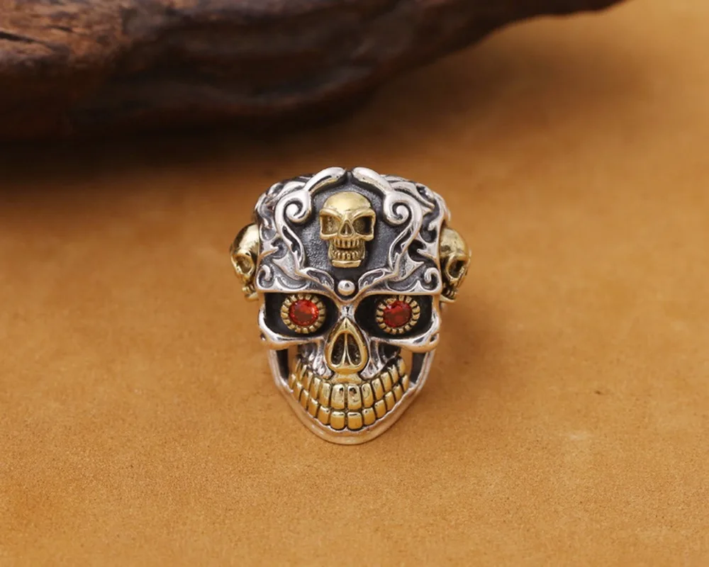 

S925 sterling silver ornaments personality punk trend restoring ancient ways with copper red eye skull ring can be adjusted J135