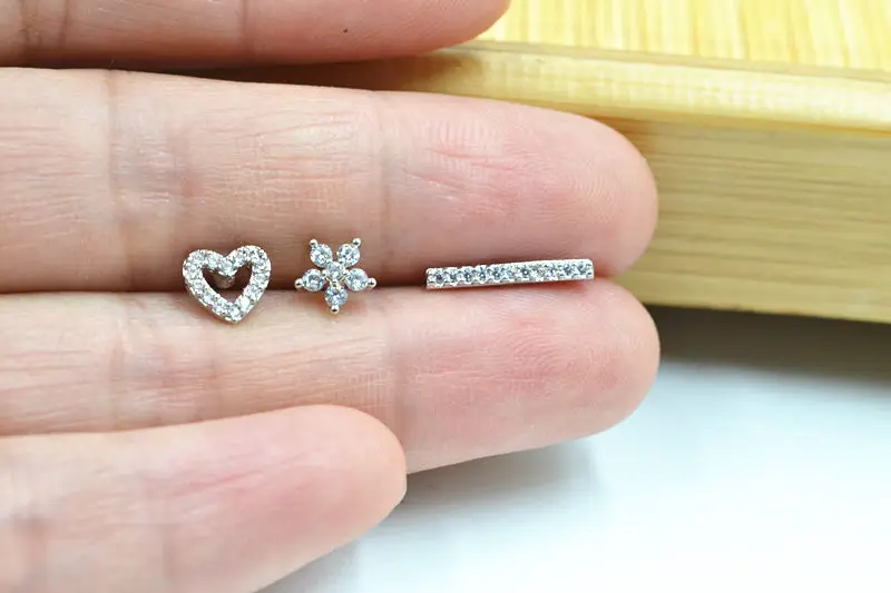 Lot50pcs ювелирные изделия для тела-блеск CZ серьги шпильки/Серьга Спираль БАР Серьга для верхней части уха тела пирсинг для пупка Диат серьги 16 г Сердце цветок