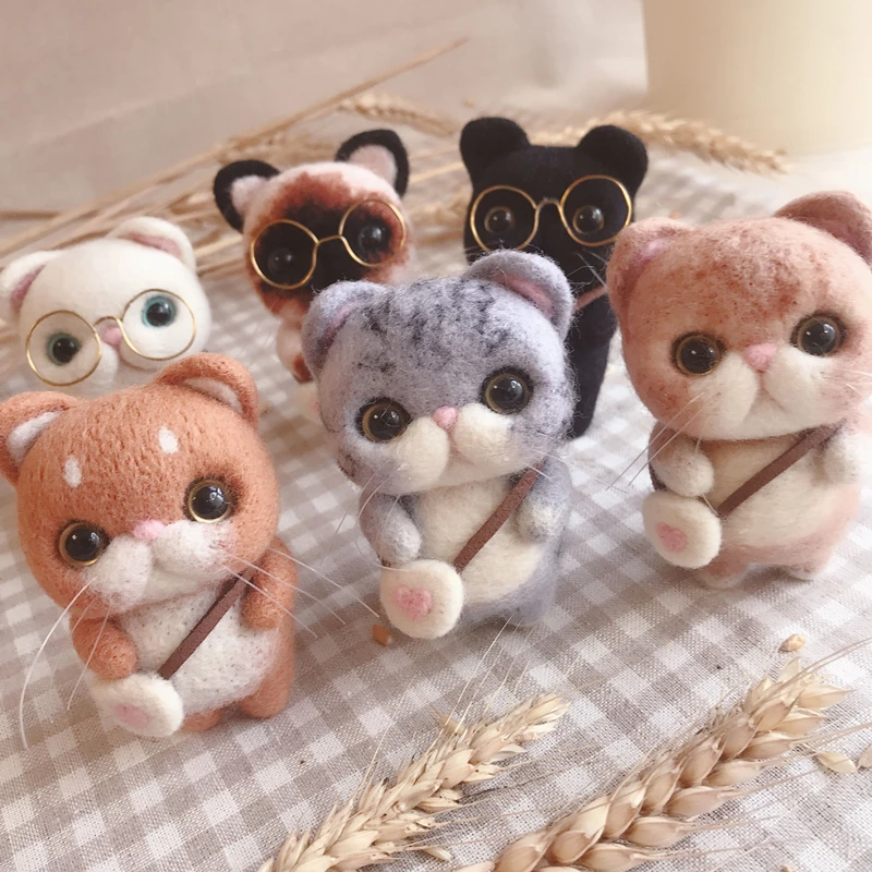 

Wool Felt Poked Materials Bag Lovely Cats DIY Handmade Gifts Non-finished Felt Toys
