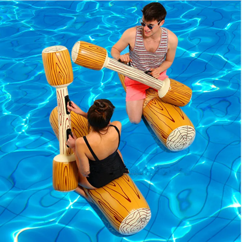 Offerte 4 Pezzi di Acqua Gonfiabile di Sport Giocattolo Per I Bambini di Età Rifornimento Del Partito Gladiatore Zattera Piscina Galleggiante Giocattoli Gioco