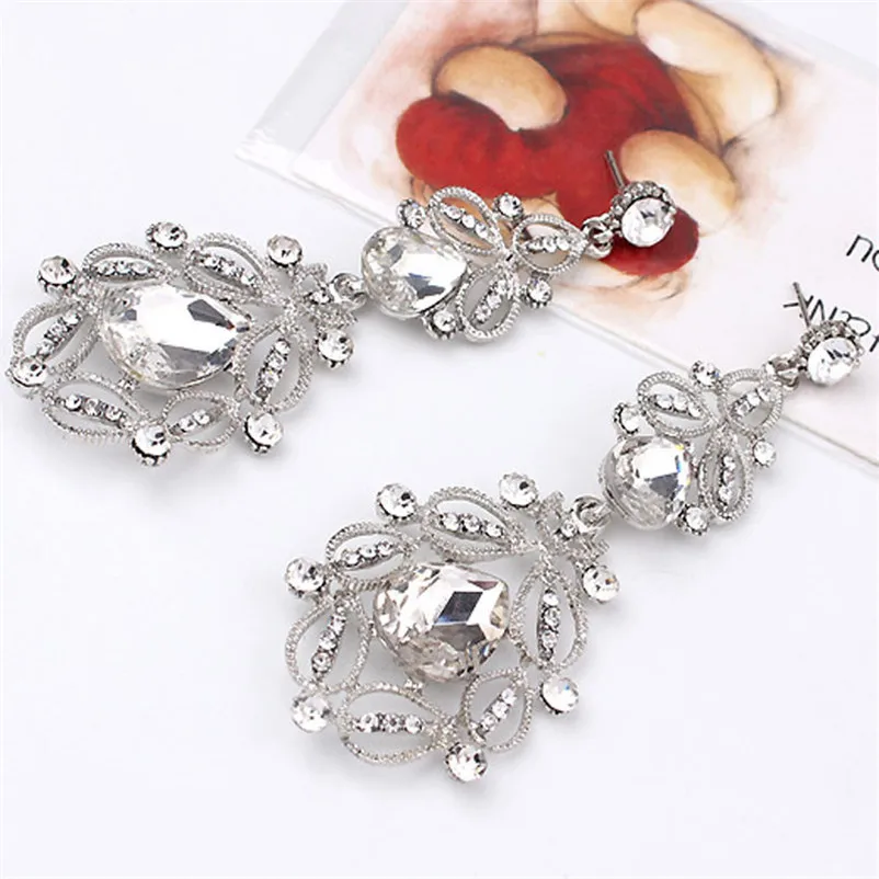Trendry Earrings for Women Fashion Women Elegant Crystal Rhinestone Ear Stud Dangle Earrings Jewelry for gift Brincos J05#N (1)