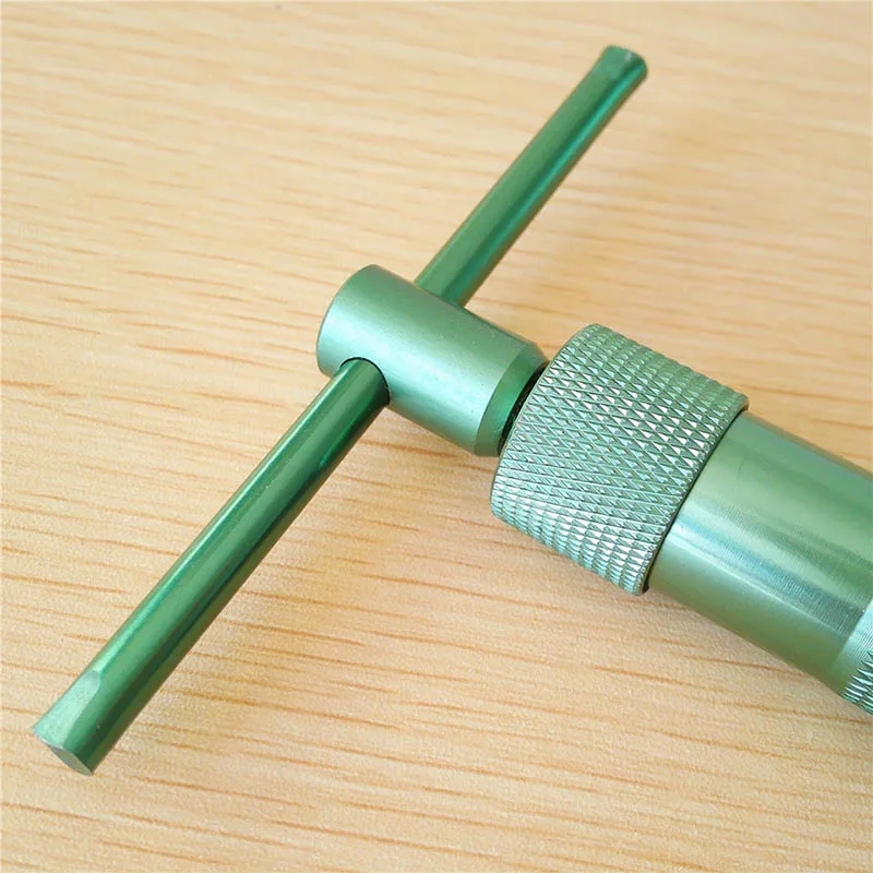 High-Quality-Green-Clay-Extruders-Sculpture-Gun-Clay-Sugar-Paste-Extruder-Fondant-Cake-Sculpture-Polymer-Gun (5)