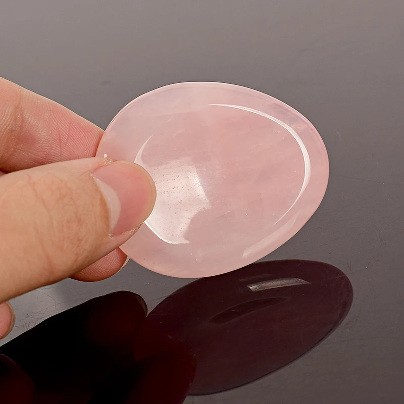 

Hand massager Natural rose quartz Thumb Worry Stone and mineral Crystal for Anxiety 48mm fengshui Healing Reiki Oval Palm Stones
