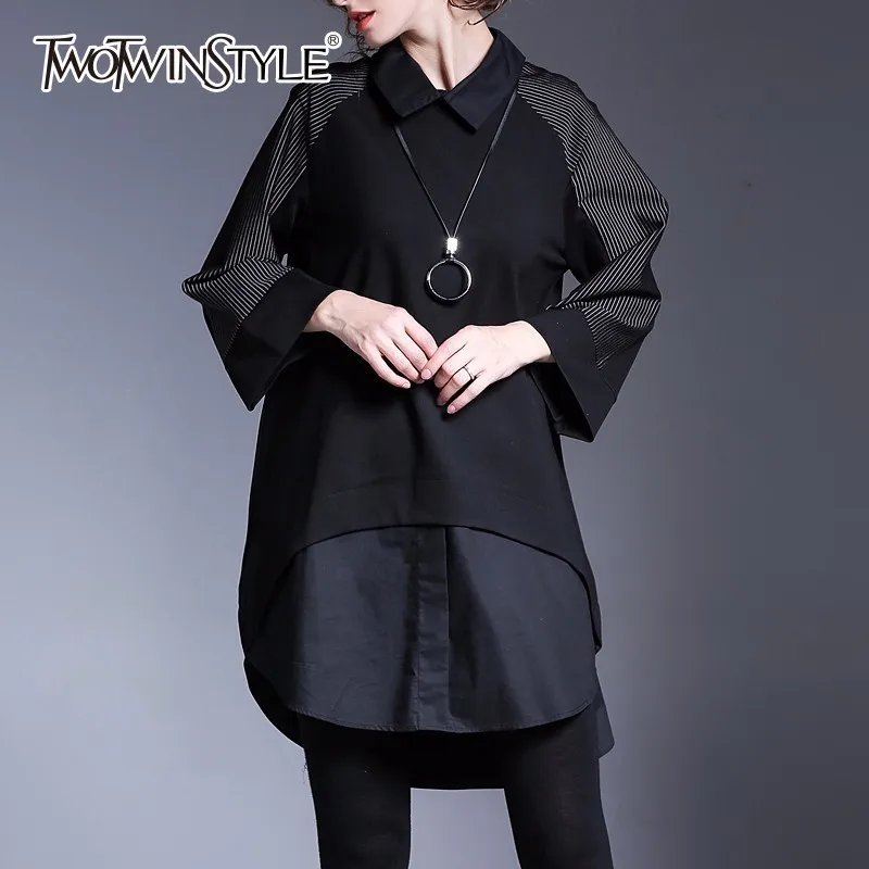TWOTWINSTYLE лоскутное Полосатое платье для женщин асимметричный воротник с отворотом