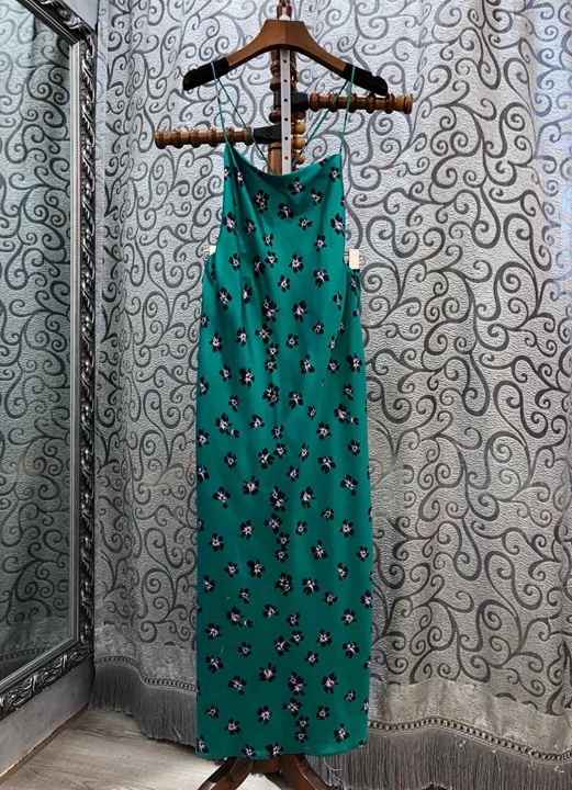 

2019 Summer New Women's Dresses with Shoulder Printing Decorative Sling Dress 522