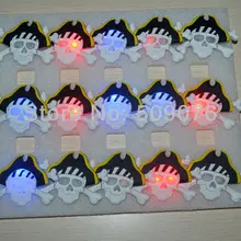 90 шт./лот 3 шт. легкие мягкие резиновые Хэллоуин призрак светодиодный вспышка значок на булавке бар вечерние celebratio реквизит