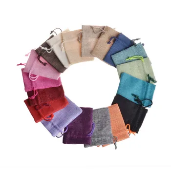 

2018 New 100pcs Linen Jute Drawstring Gift Bags Sacks Party Favors Packaging Bag Wedding Candy Gift Bags party Supplies