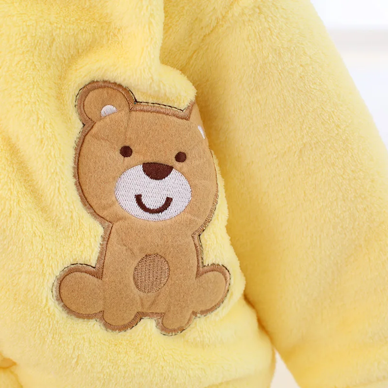 Милый осенне-зимний хлопковый комбинезон из полиэстера для малышей, комбинезон с длинным рукавом и капюшоном для младенцев, комбинезон с логотипом медведя, цельный комбинезон для малышей