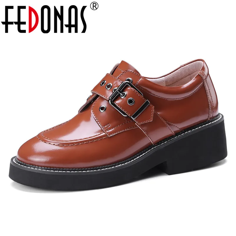 

FEDONAS New Women Med Heels Pumps Round Toe Party Wedding Shoes Woman Platforms Slip On Dancing Shoes Cow Leather Pumps