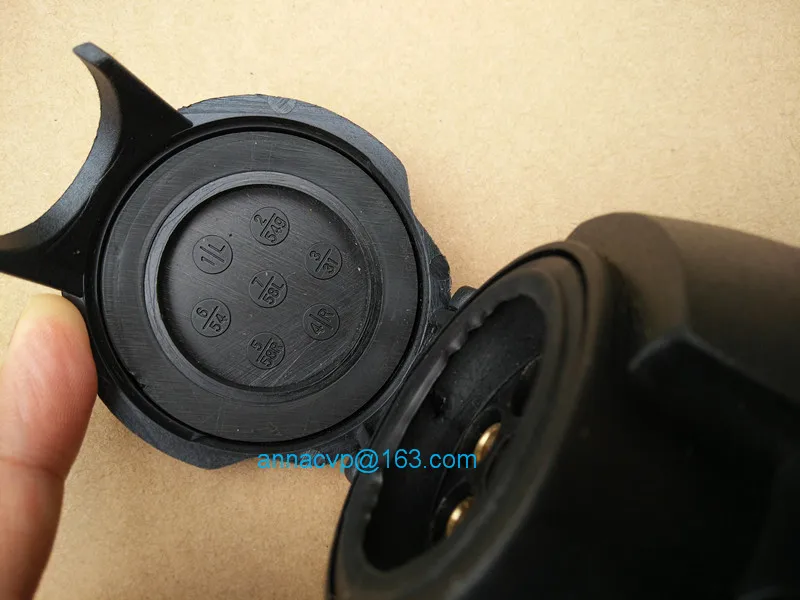 7 pin trailer connector socket waterproof 4