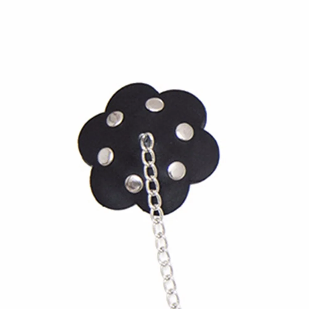 Sexy-Women-Nipple-Cover-Pu-Leather-Pasties-Punk-Silicone-Breast-Petals-Reusable-Nipple-Stickers-Bra-Accessories (1)