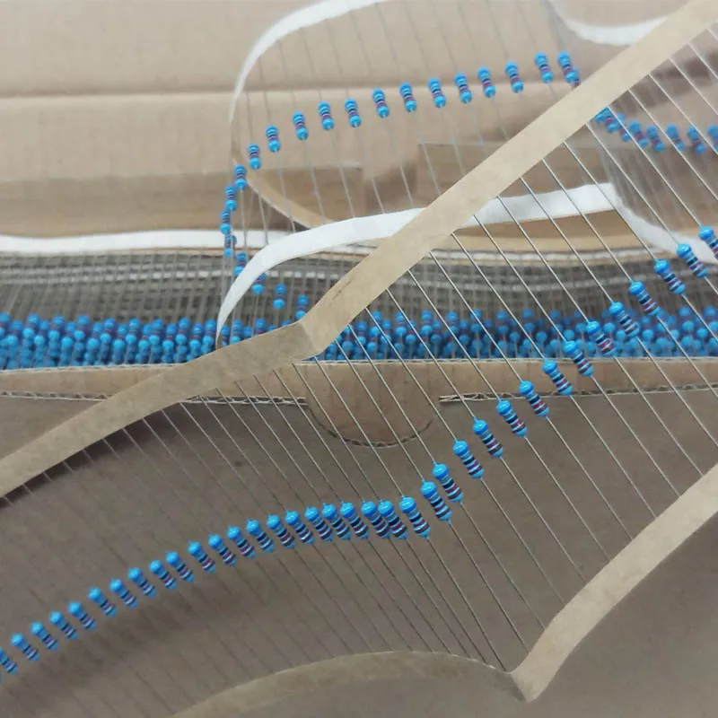 100pcs 1/4W Metal film resistor 1R ~ 4.7M 100R 220R 330R 1K 1.5K 2.2K 3.3K 4.7K 10K 22K 47K 100K 100 220 330 1K5 2K2 3K3 4K7 ohm metal film resistor metal film resistors