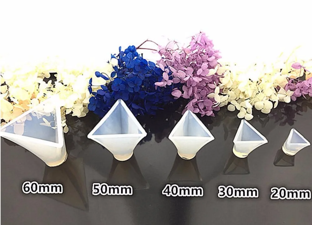 5pcs/set 20 60mm 3D Triangular Pyramid Cabochon Silicon