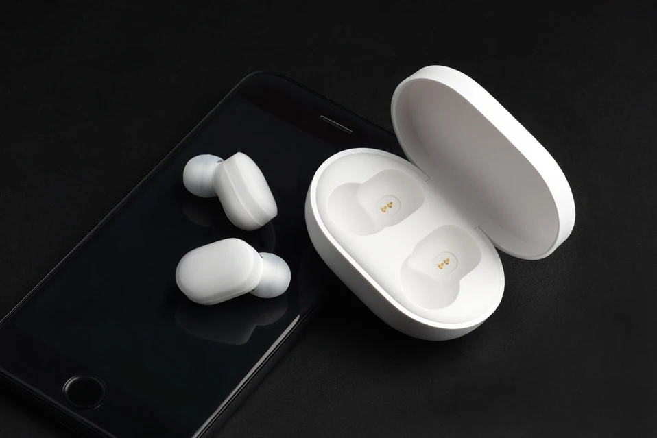 Оригинальные наушники Xiaomi TWS AirDots Bluetooth 5,0, молодежная версия, стерео Беспроводная гарнитура с микрофоном, наушники-вкладыши, зарядная коробка