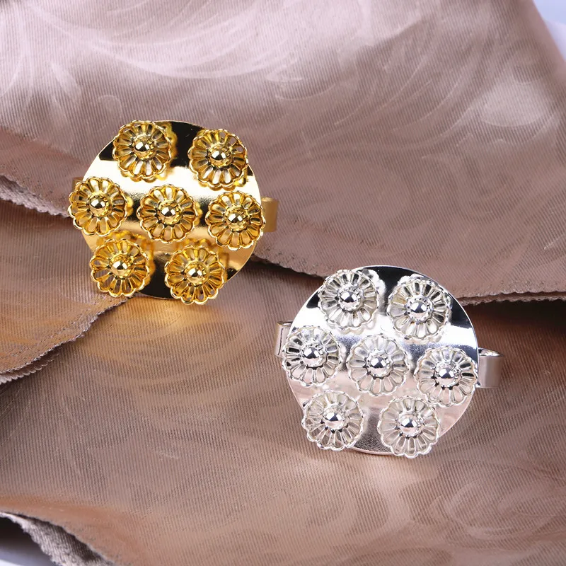 

50PCS metal napkin circle creative flower napkin ring gold / silver home hotel party jewelry