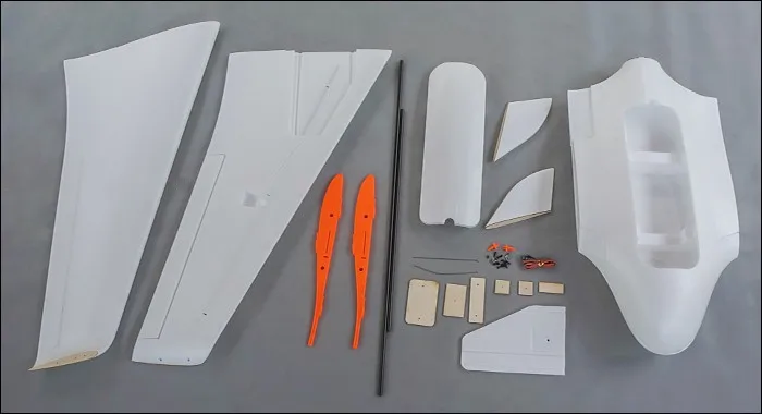 Skywalker X8 white Version Skywalker FPV Flying Wing 2122mm RC Plane Empty frame 2 Meters x-8 EPO RC Toy