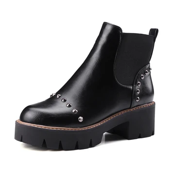 

Plus Size Winter Women Shoes Vintage Ankle Boots Women Boots Thick Heel Leather Martin Boots Female Rivet Shoes Botas Mujer Z112
