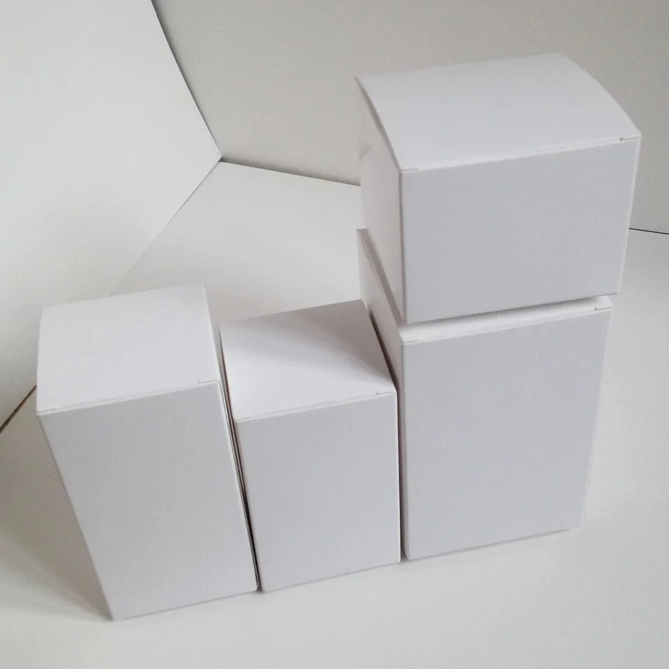 Коробка из крафт картона для упаковки упаковочные коробки белые свадебные