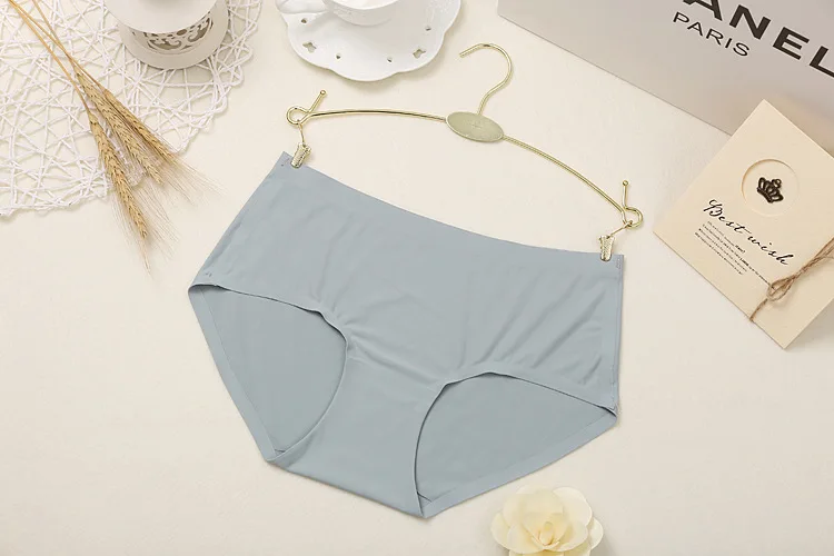 Hot Sale Fashion Women Sexy Seamless Ultra-thin Underwear G String Women's Panties Intimates bragas de mujeres la ropa interior 35