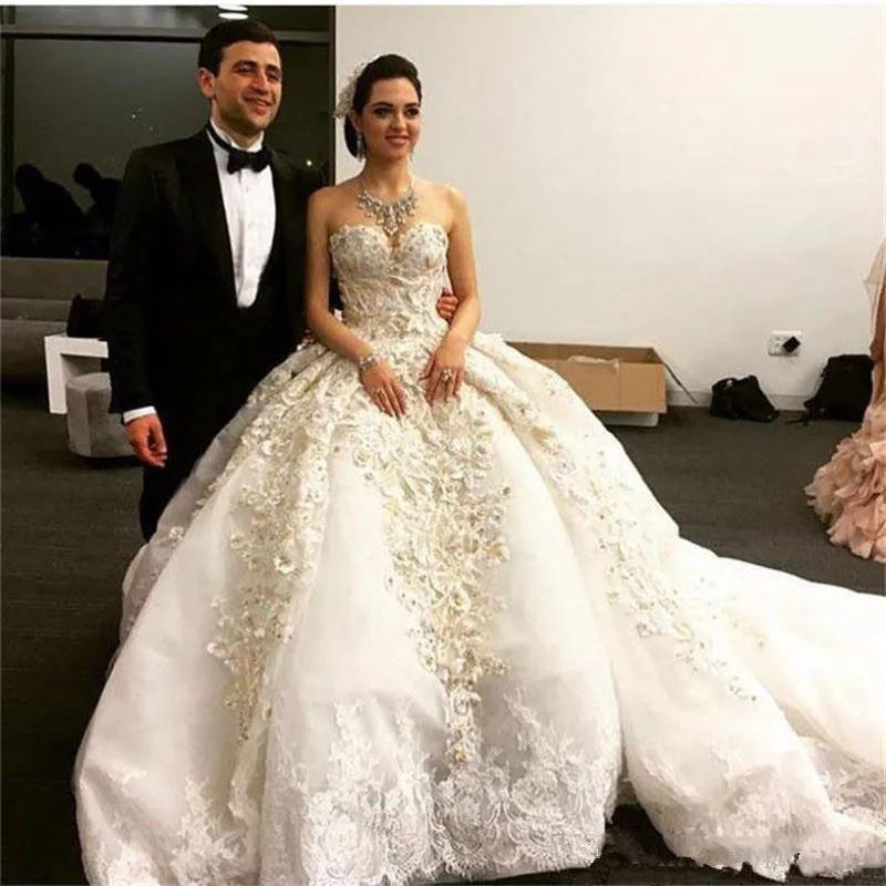 luxury-ball-gown-wedding-dresses-sweetheart-lace-appliques-beads-bridal-gowns-saudi-arabia-dubai-wedding-vestidos-custom-made_