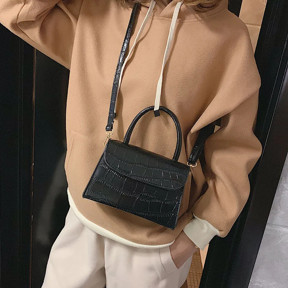 

Women Retro Portable Small Square Bag Wild Shoulder Bag Messenger Bag 1214