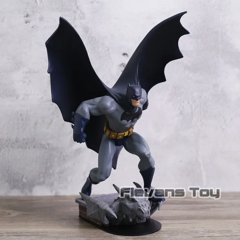 DC Comics Super Hero Batman Statue The Dark Knight Rises Batman PVC Figure Model Collection Gift