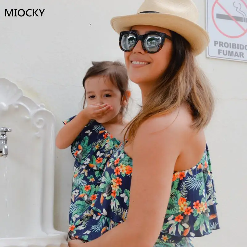 Mother-Daughter-Dresses-Leaf-Print-One-Shoulder-Mini-Dress-Mother-and-daughter-clothes-Mom-and-daughter (4)