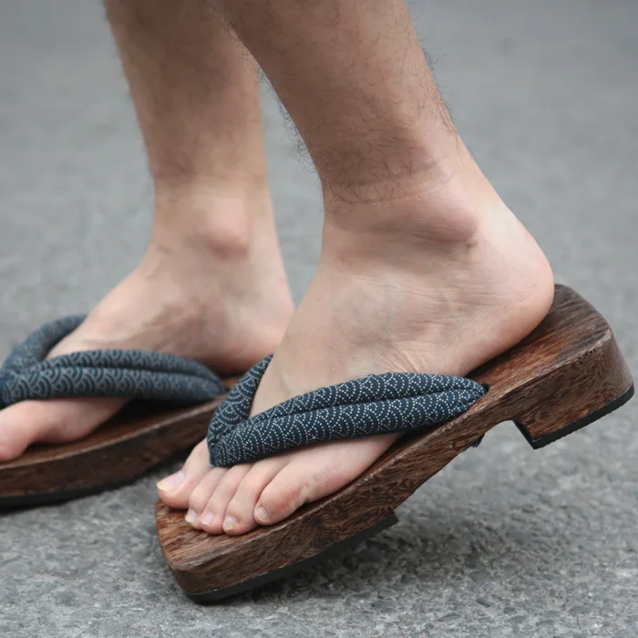 Летние сандалии японские гэта деревянные шлёпанцы косплей мужские скамейки сандалии гэта плоский каблук косплей шлёпанцы - Цвет: 4